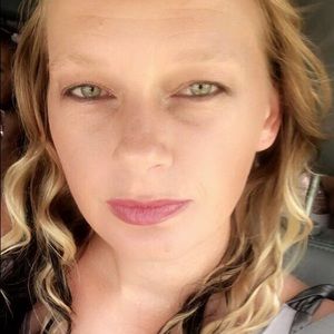 Meet your Posher, Sheena